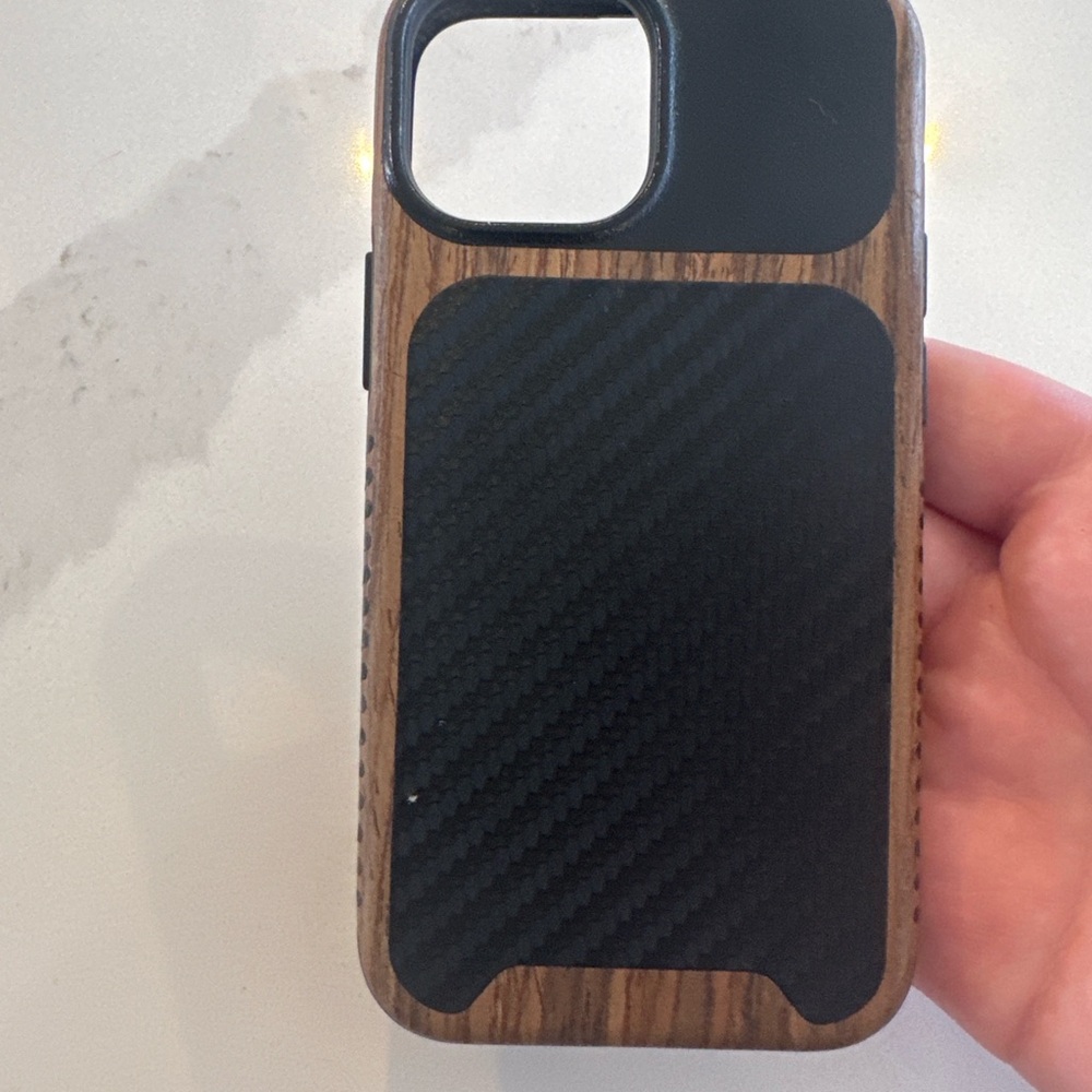 Apple Screen Protector with Installation Kit - Picture 5 of 16
